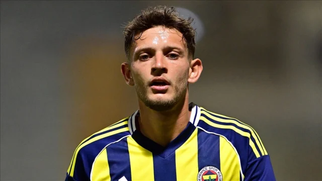 Sebastian Szymanski Galatasara 64D6D5Cf8E 4894 1 M