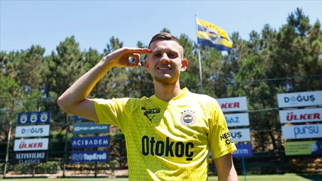 Sebastian Szymanski Galatasara 64D6D5Cf8E 7852 2 M