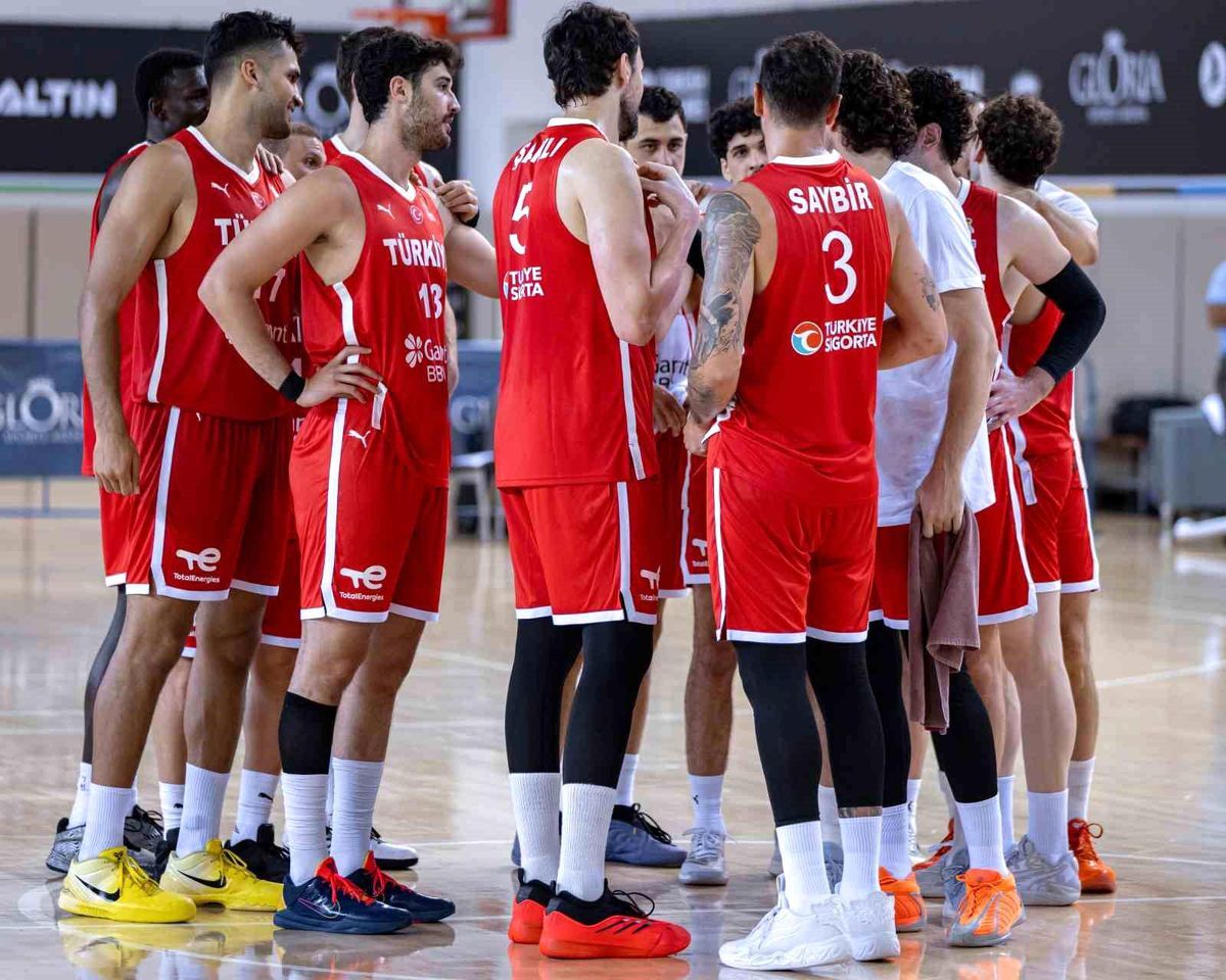 A Milli Erkek Basketbol Takimi Antalya Kampin 19995479 Amp