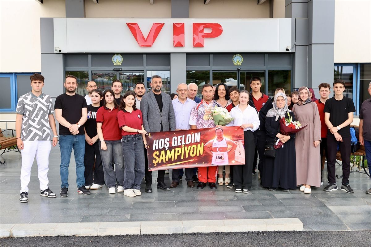 Dunya Sampiyonasindan 7 Madalyayla Donen Ozel 19981591 Amp