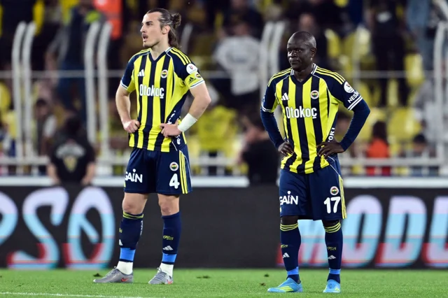 Fenerbahcede Kante Depremi 54329014 3338 1 M