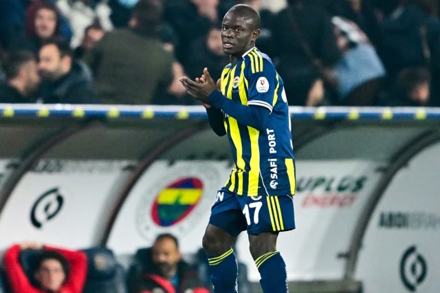 Fenerbahcede Kante Depremi Kab 58226339 6821 1 M