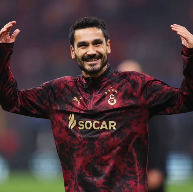 Ilkay Gundogandan Surpriz Haml 19923457 8829 1 M