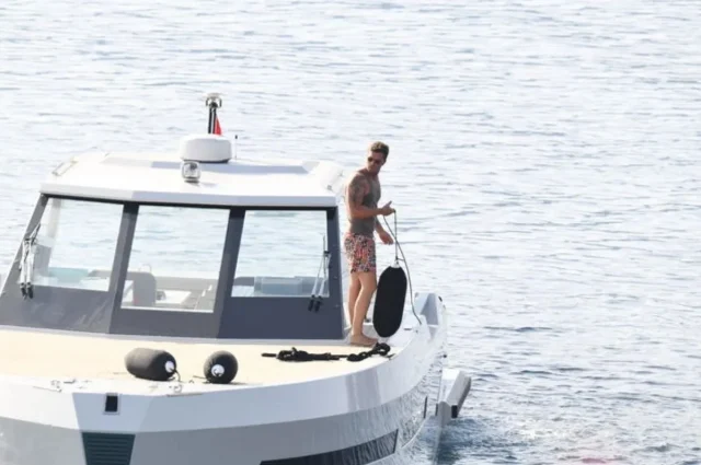 Kivanc Tatlitug 80 Milyonluk T 19954833 9578 1 M