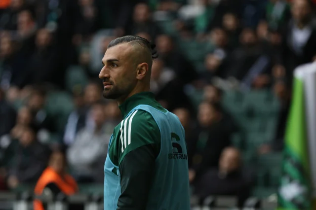 Kocaelispordan Ayrilan Serdar 4Ac9Cb68A1 8586 1 M