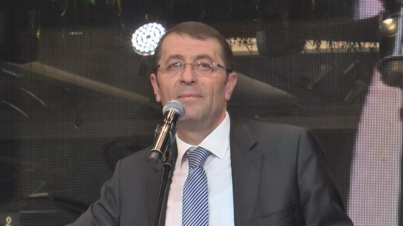 Senol Esmer Iha 2468610