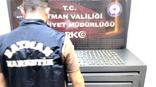 Supheli Hareketleri Ele Verdi 19966146 9451 1 M