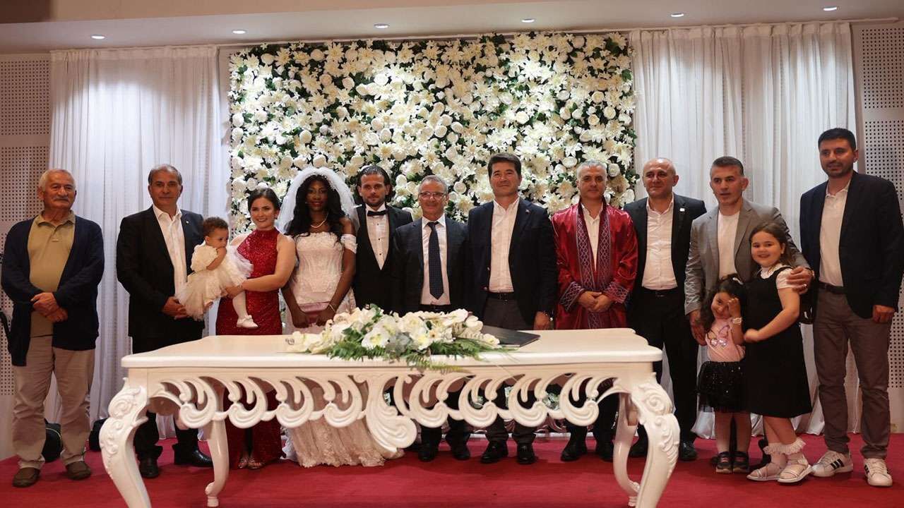 Tanzanyali Winnie Ile Trabzonlu Omer Dunyaevine Girdi 002