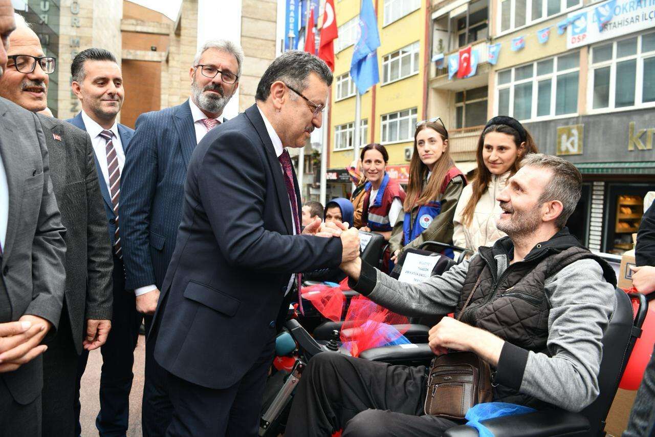 Trabzon Buyuksehir Belediyesi Ahmet Metin Genc 008