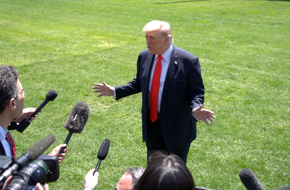 Trump Iran La Onumuzdeki Hafta Icinde Bir 19901129 Amp