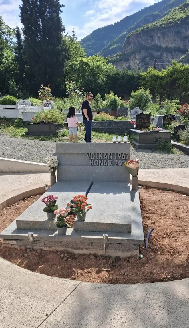 Volkan Konak Mezar