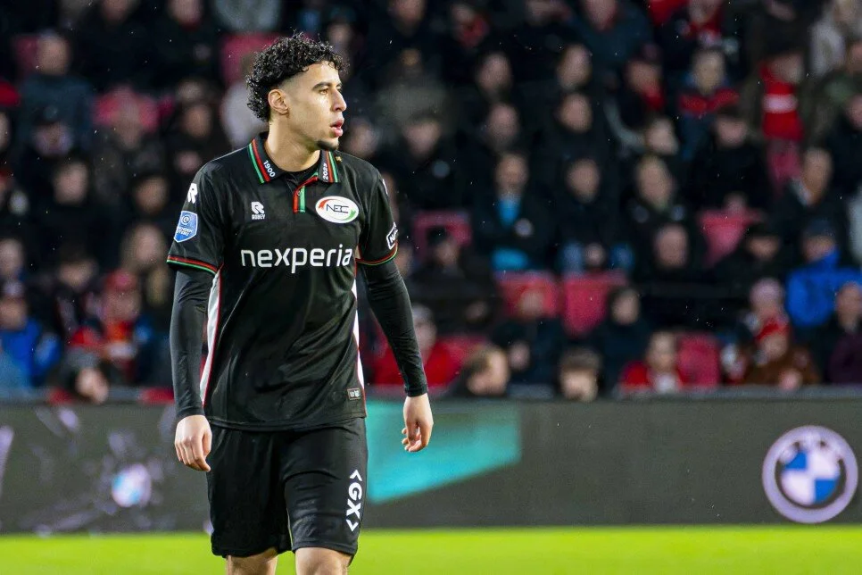 Fenerbahce Den Sami Ouaissa 4065F V