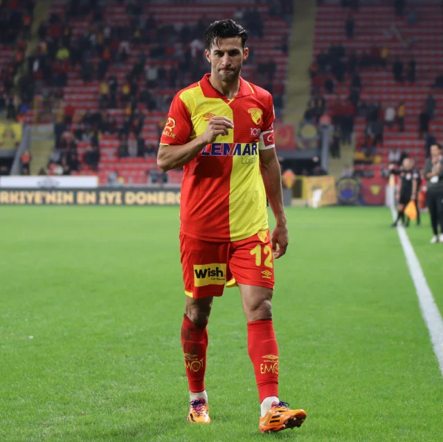Ismail Koybasidan Futbola Veda 42875420 1590 1 M