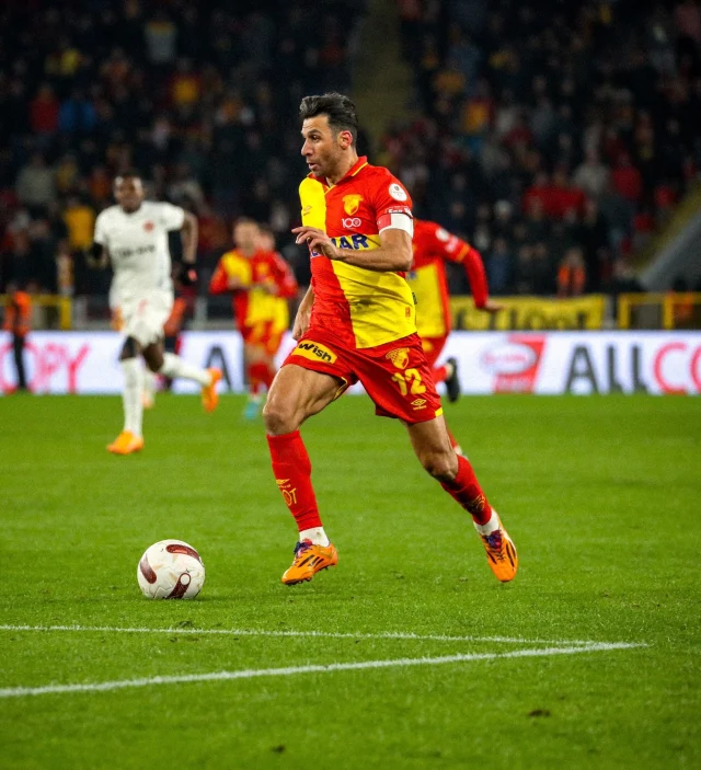 Ismail Koybasidan Futbola Veda 95909185 5369 1 M
