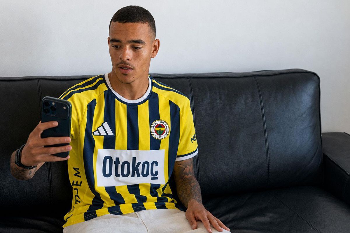 Mason Greenwood Fenerbahce Formasini Giydi B04A1C5Ad9 Amp