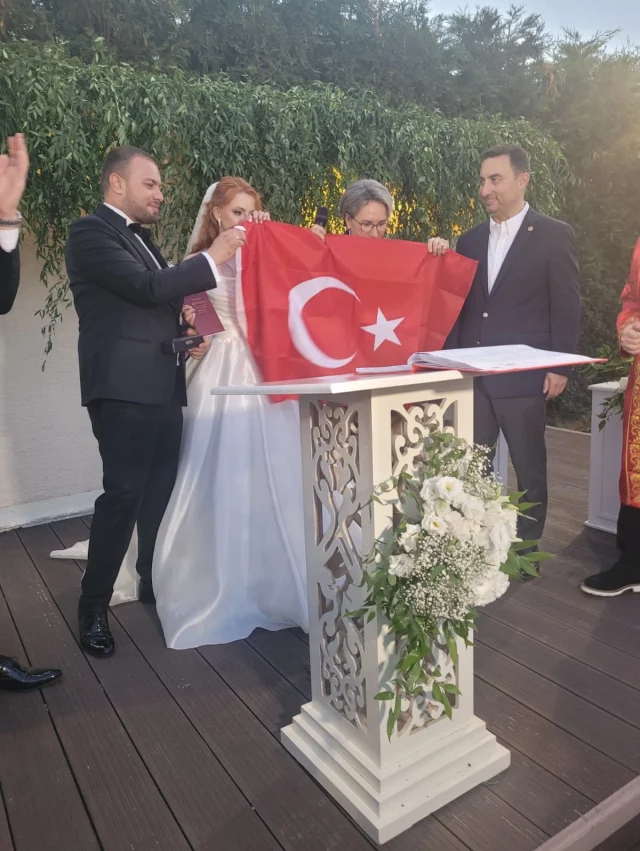 Meral Aksener Aylar Sonra Ilk 20044041 2158 1 M