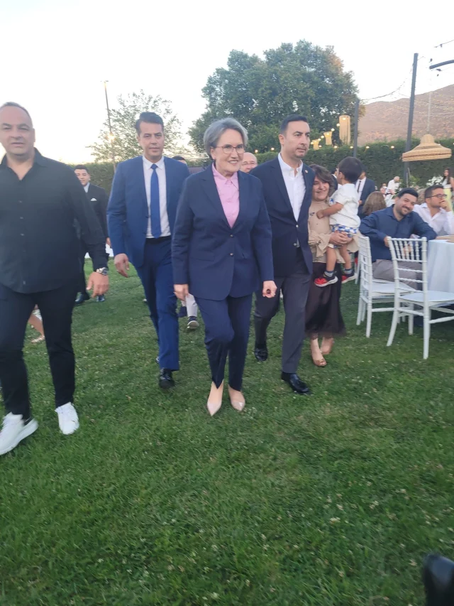 Meral Aksener Aylar Sonra Ilk 20044041 2528 1 M