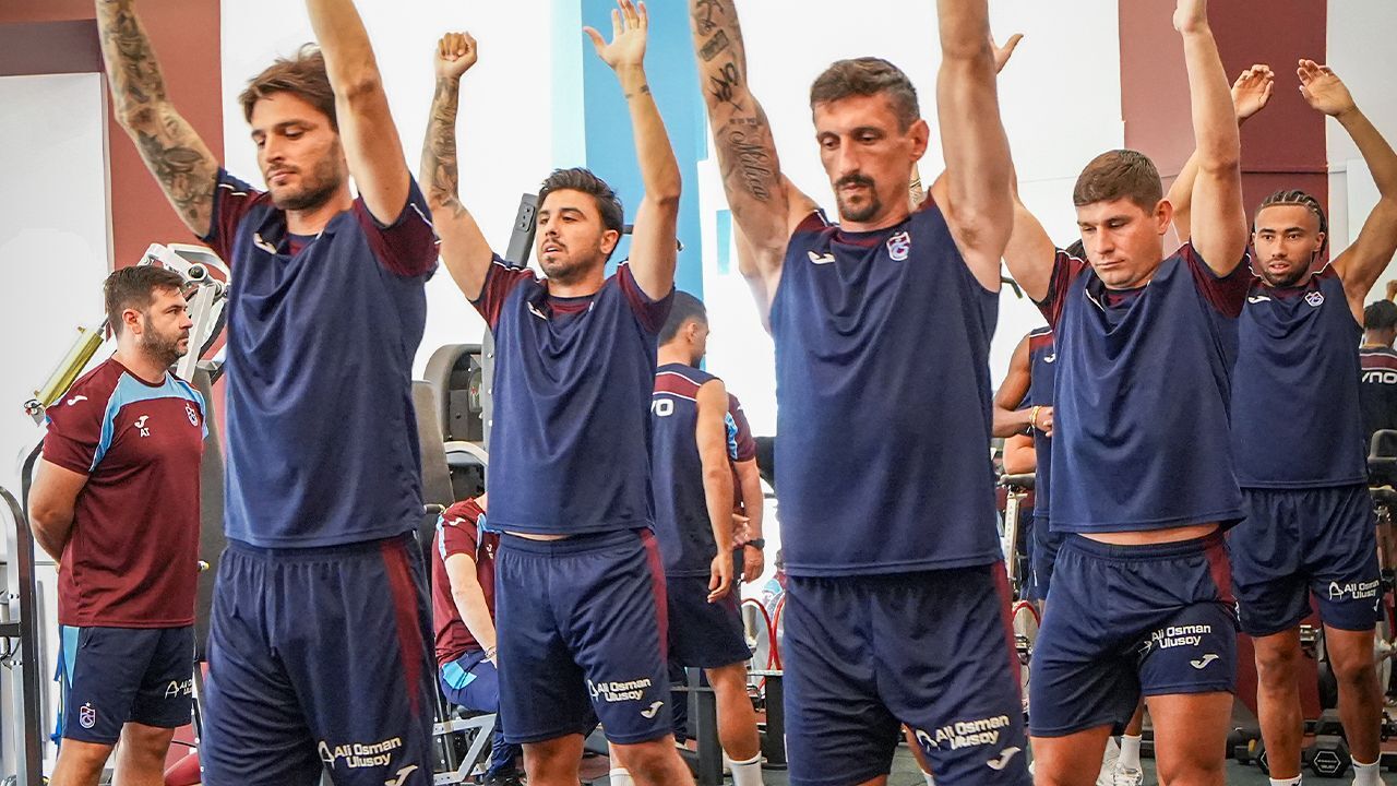 Trabzonspor Yeni Sezon Hazirliklarini Cift Antrenmanla Surdurdu3