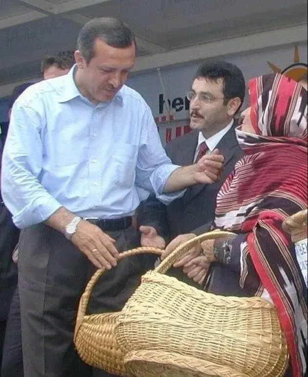 1 659