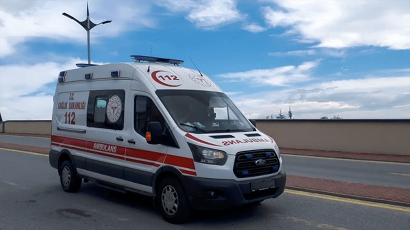 1729003524670 Ambulans Son