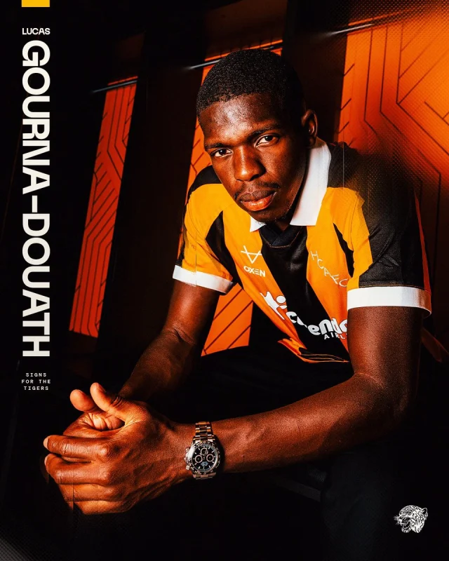 Acun Ilicali Durmuyor Hull Cit 20147667 6213 1 M