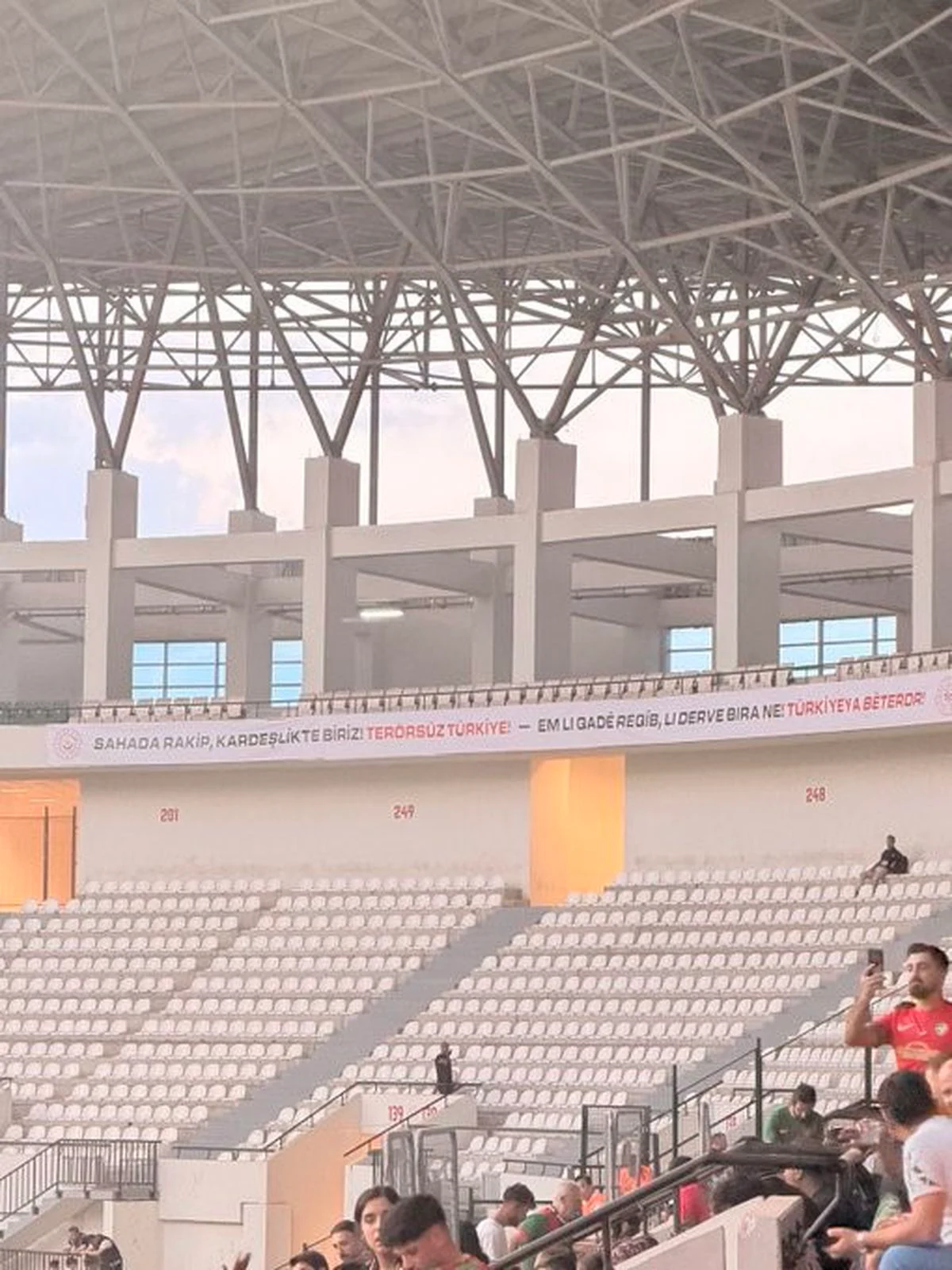 Aile Ve Sosyal Hizmetler Bakanligi Ndan Amed 20150641 Amp