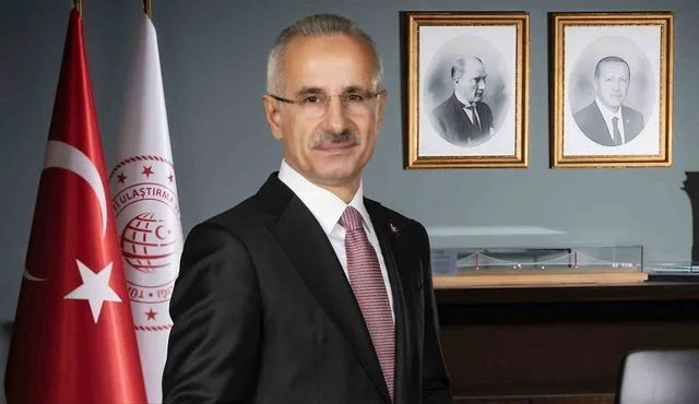 Bakan Uraloglu Pertek Koprusu Ile Iki Il Aras 2 20169174 O