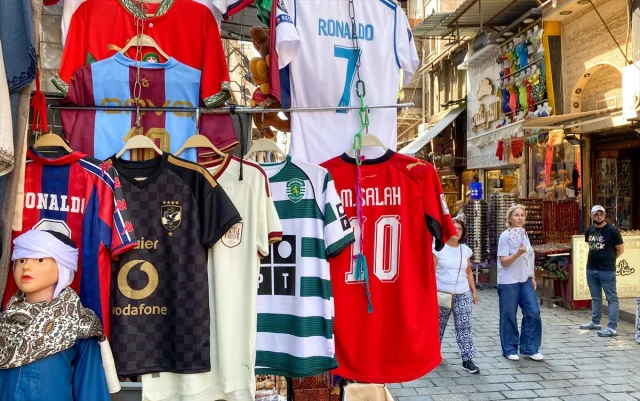 Formalari Kapis Kapis Gidiyor 20162069 9693 1 M
