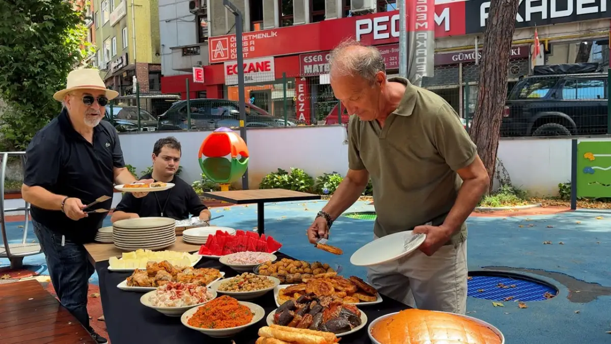 Ortahisar Belediyesinden Cay Saati Uygulamasi Lezzetli Bulusmalar Basladi 1