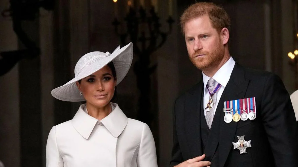 Prens Harry Ve Meghan Neden Simdi Ingiltere Y 20161091 Amp
