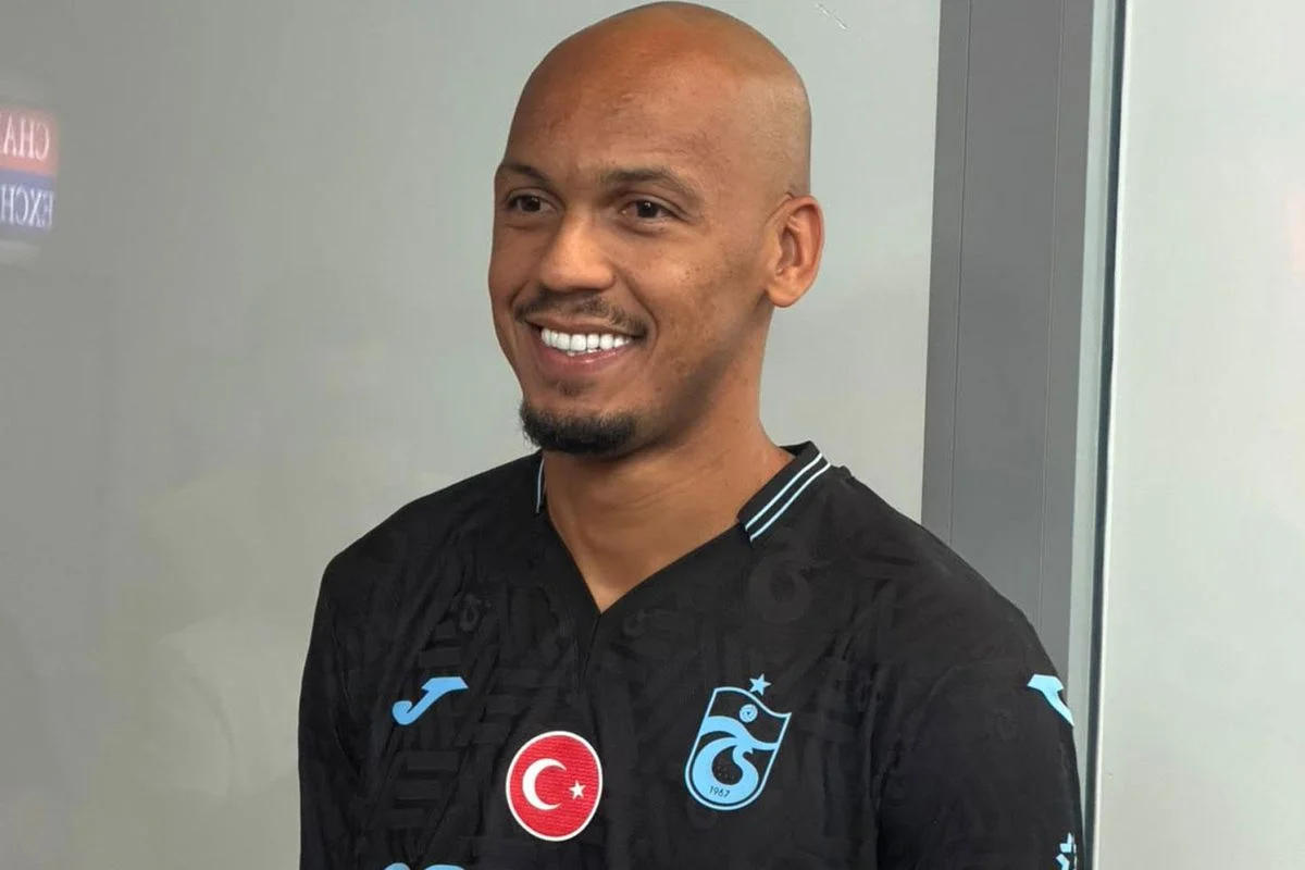 Trabzonsporun Yeni Yildizi Fabinho Sehre Geldi Dbb33594Ce Amp