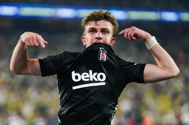 Besiktas Kadikoyde Geri Dondu 20211082 5214 1 M