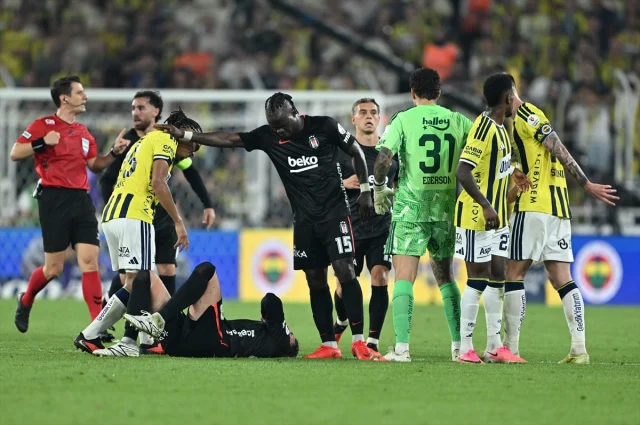 Besiktas Kadikoyde Geri Dondu 20211082 7995 1 M