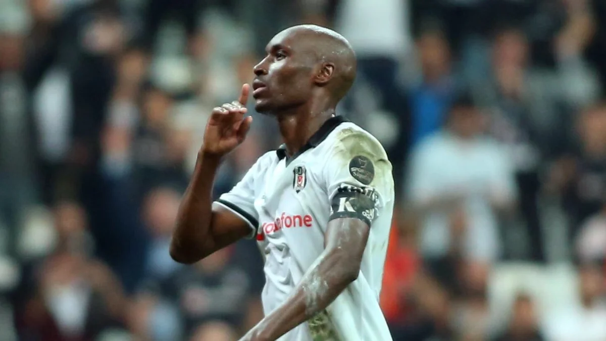 Besiktasli Eski Futbolcudan Salah Itirafi Bu Ulkede Olmasi Inanilmaz 106Aba4C06Dc8A7