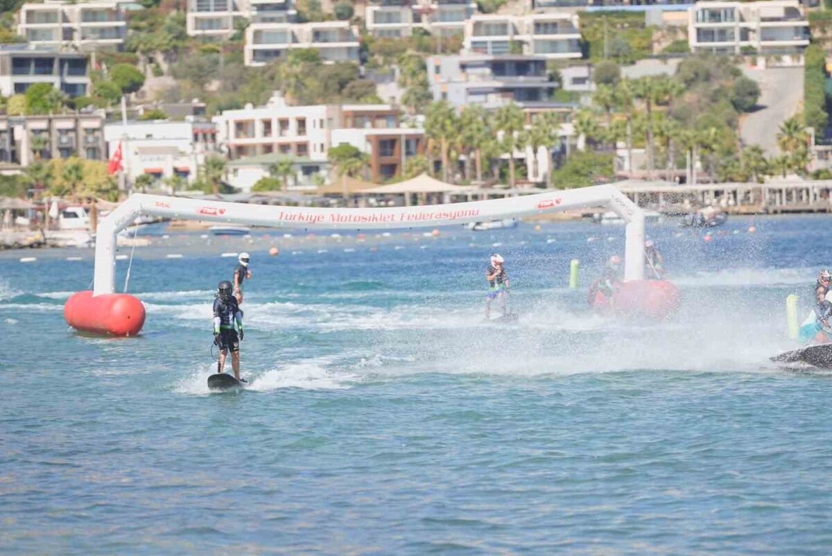 Bodrum'da Su Jeti Heyecanı: 83 Sporcu Yarıştı