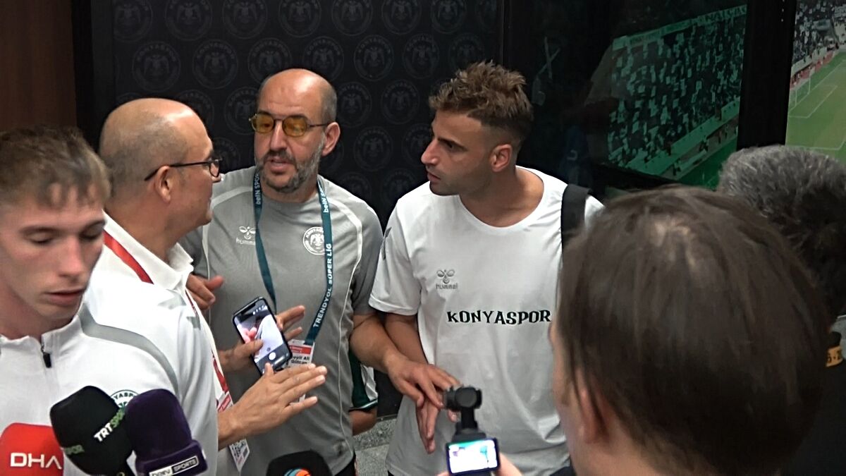 Deniz Türüç TFF Temsilcisine Tepki Gösterdi