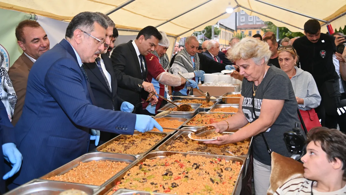 Trabzon Da Mardin Ruzgari Esti Bulgur Festivali Iki Sehrin Kardesligini Pekistirdi 702141