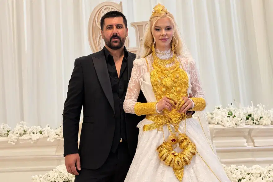 Vanli Kara Haydarin Esi Cagla Oz Gozaltina Alindi 20223935 7526 Amp 930622