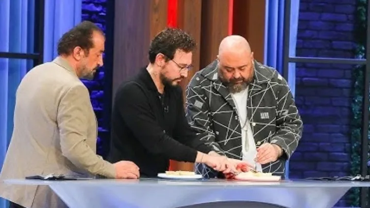 0X0 Masterchefte Kim Elendi 11 Ekim Masterchef E Veda Eden Isim Belli Oldu 1791752338335