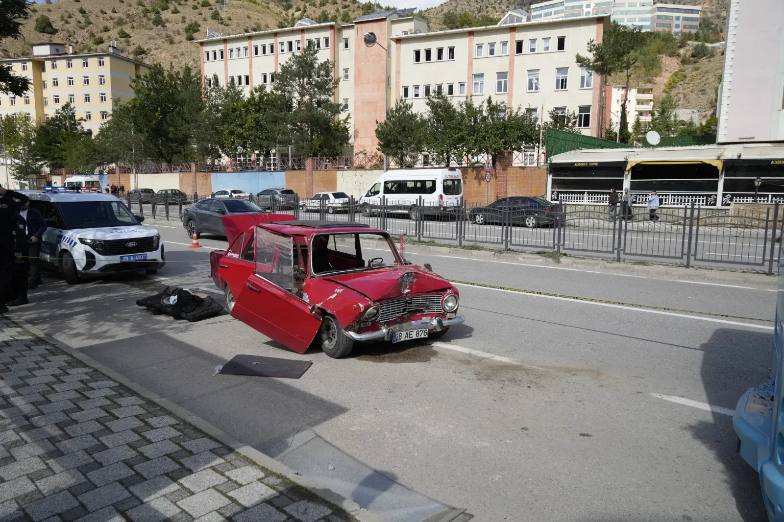 Gümüşhane’de Şerit İhlali Kazayla Sonuçlandı