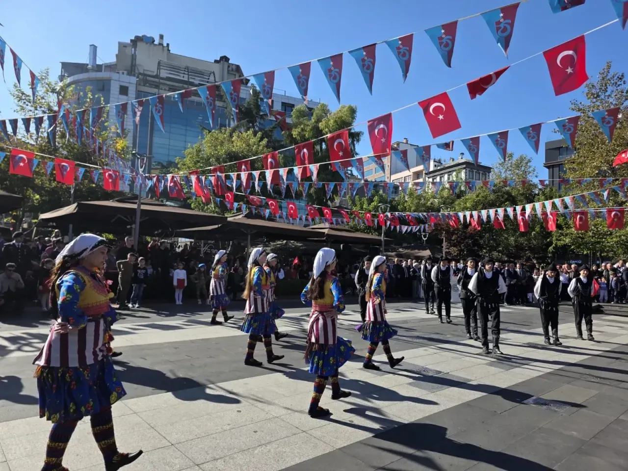 Meydan 29 Ekim3
