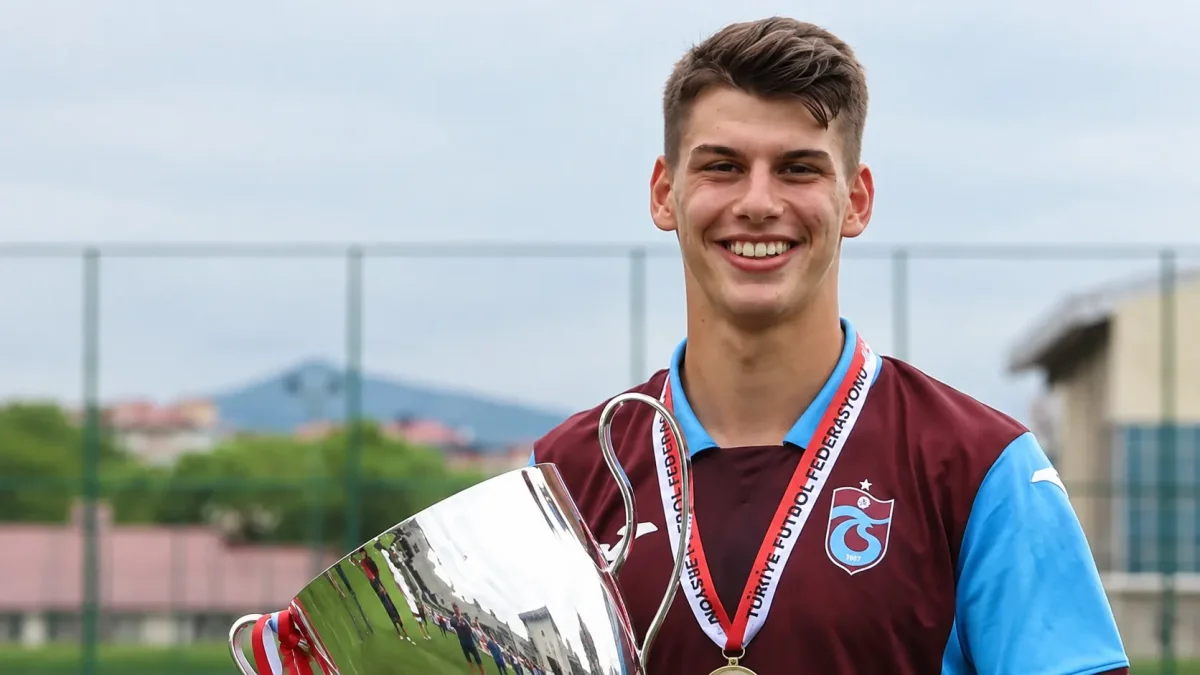 Trabzonspor Un Genc Yildizi Zirveye Yerlesti 2 Lig In En Degerlisi Oldu 1